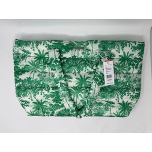 Vineyard Vines Tote Reversible Quilted Puffer  In Green Meadow - NEW
